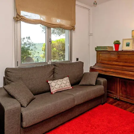 בית נופש Ginesteres By Interhome